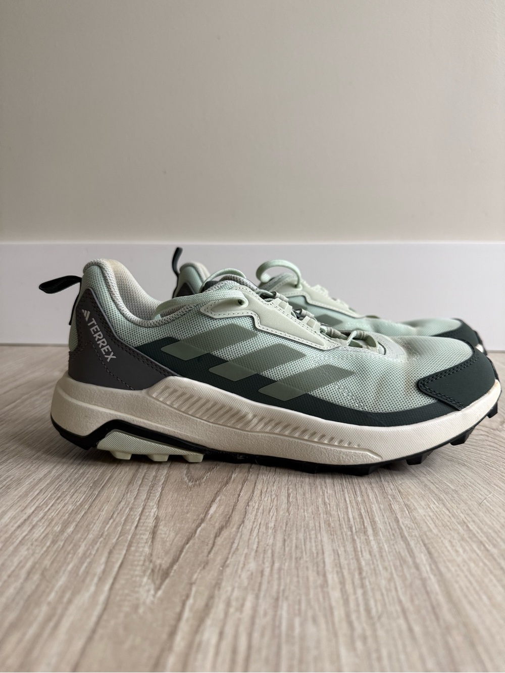 Adidas Terrex Anylander Mint Green and Gray Trail Runners- W8